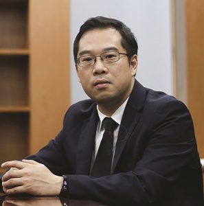 คุณดุลยทัศน์ พืชมงคล