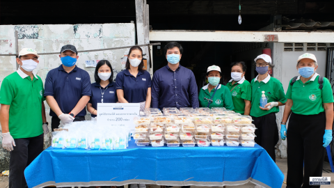 มูลนิธิธรรมนิติ ร่วมกับ บมจ. ยูเนี่ยน ปิโตรเคมีคอล ส่งมอบอาหารกลางวัน (ครั้งที่ 14) ให้แก่ชุมชนซอยบุญช่วย