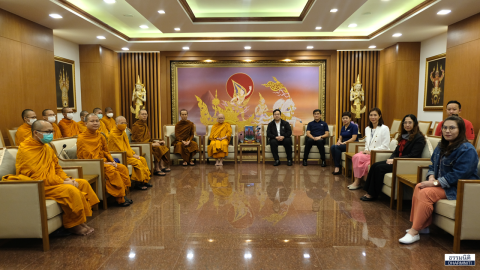 มูลนิธิธรรมนิติ ถวายทุนการศึกษาแด่พระภิกษุสามเณร ประจำปี 2563