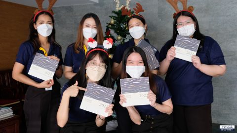 ธรรมนิติจัดเซอร์ไพรส์ Merry Christmas and Happy New Year เพื่อนบ้าน ครั้งที่ 5