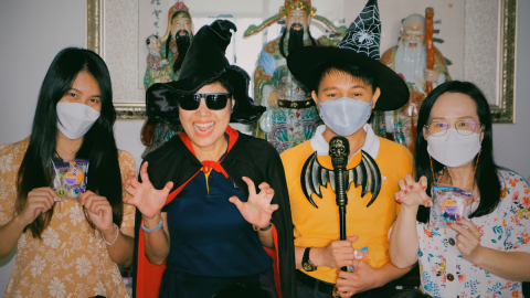 Dharmniti Family เซอร์ไพรส์เคาะประตูถึงห้องทำงานกับกิจกรรม “Halloween”